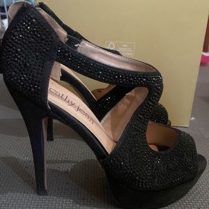 5in Open-toed Black Cathy Jean Heels